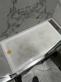 Very dirty shower floor