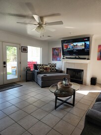 Beautiful Condo; looked exactly as advertised.