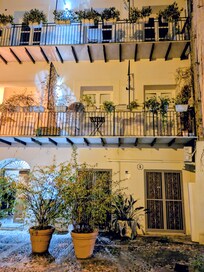 Ansicht Gebäude von außen.