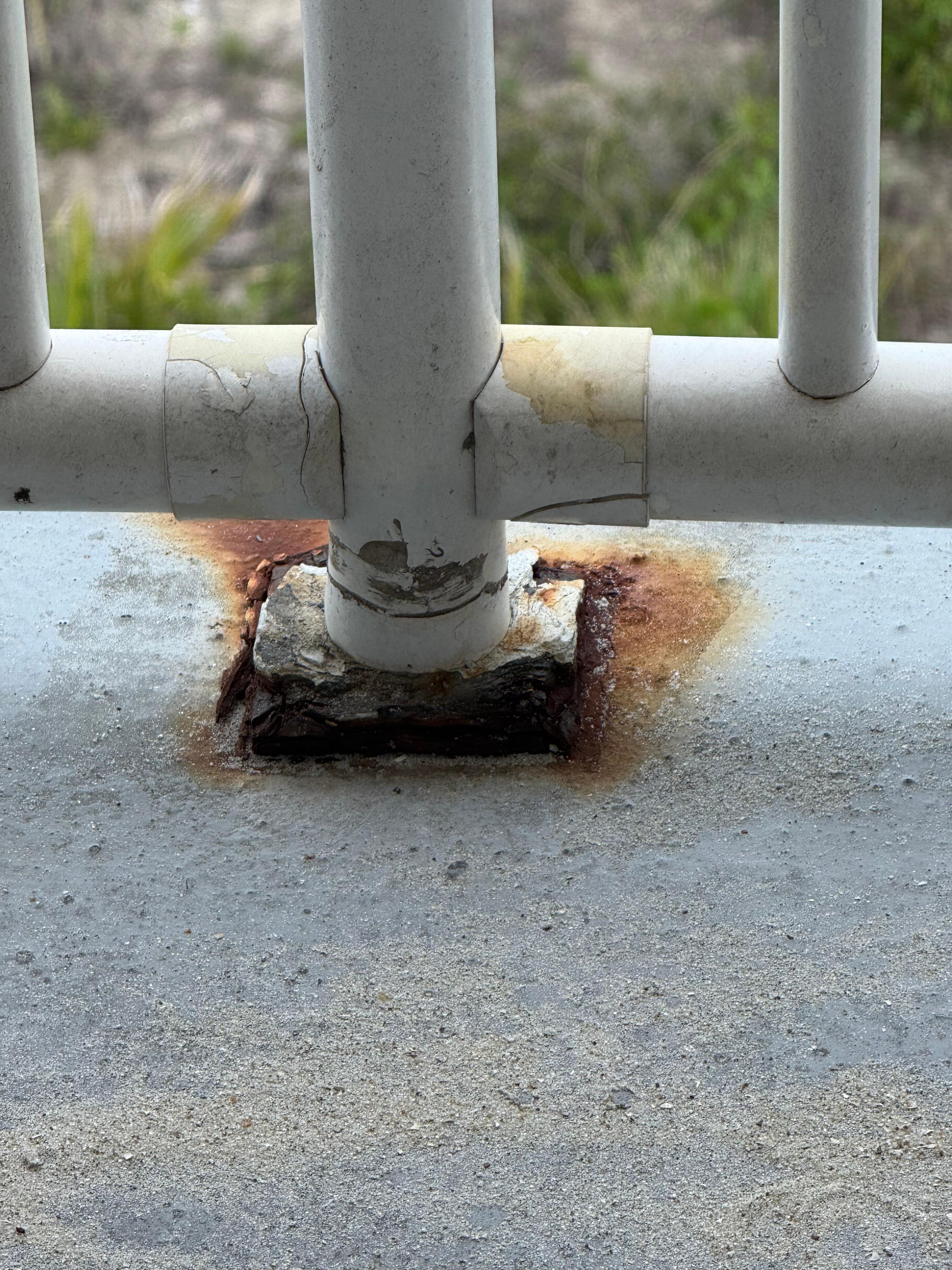 Worst rusted rail piece. So sharp could cut. 