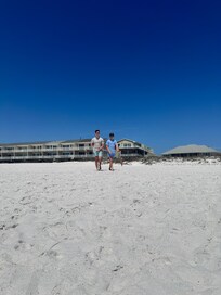 You can see the kids come and go from the room.