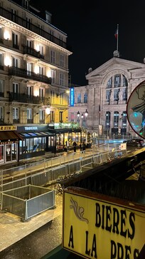 It’s this close to Gare du Nord, but clean, quiet, safe and very friendly.