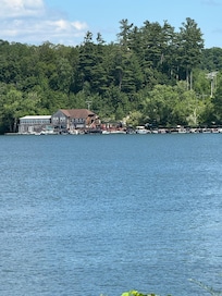 Large lakes nearby.