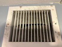 Air vent in bedroom