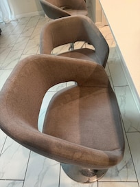 All of the kitchen chairs were filthy/unsanitary. I was told it's from years of use.