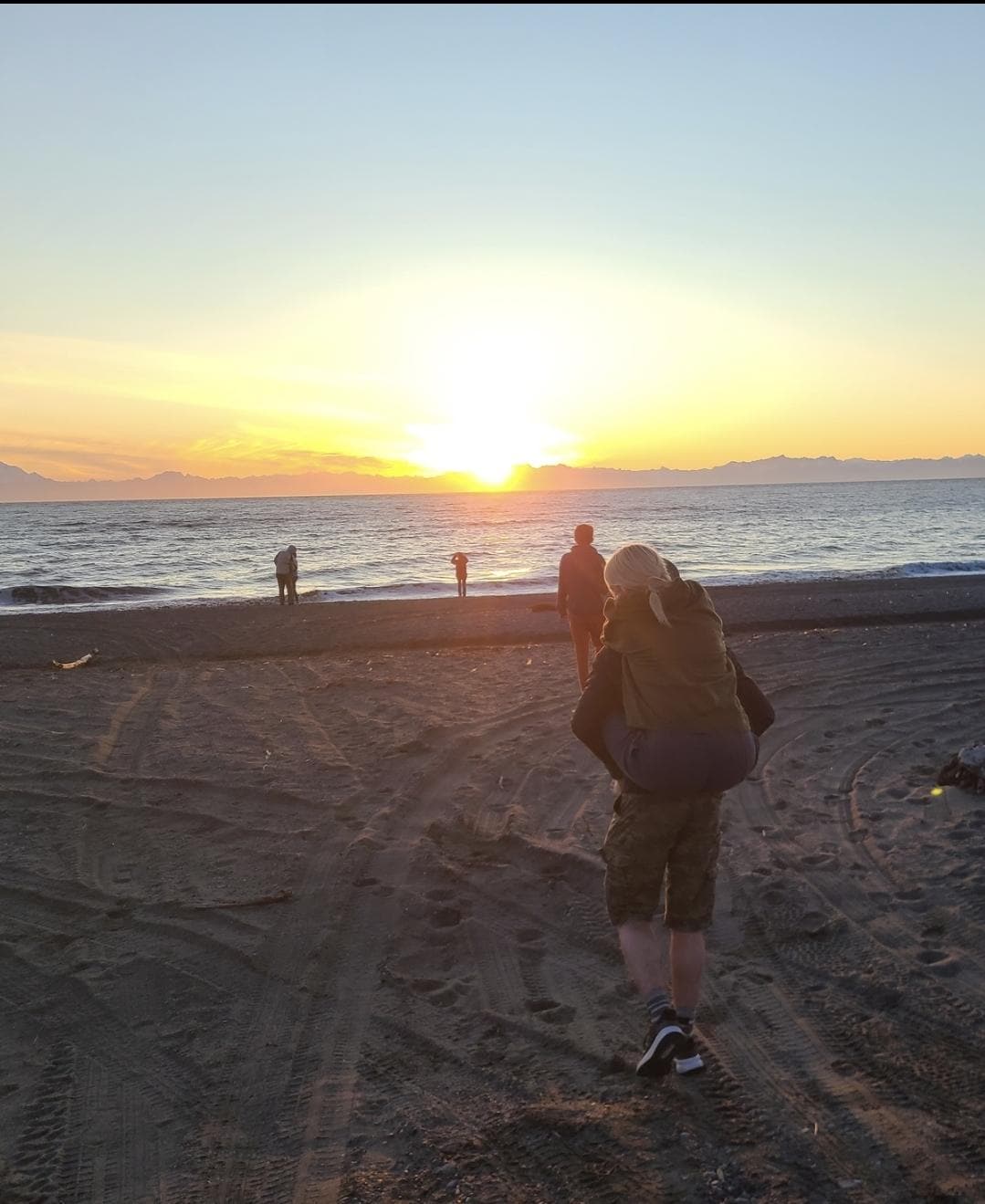 Quick drive to a beautiful beach 