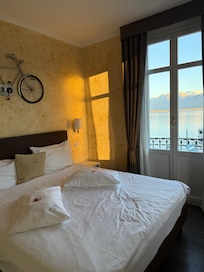 Family room - main bedroom