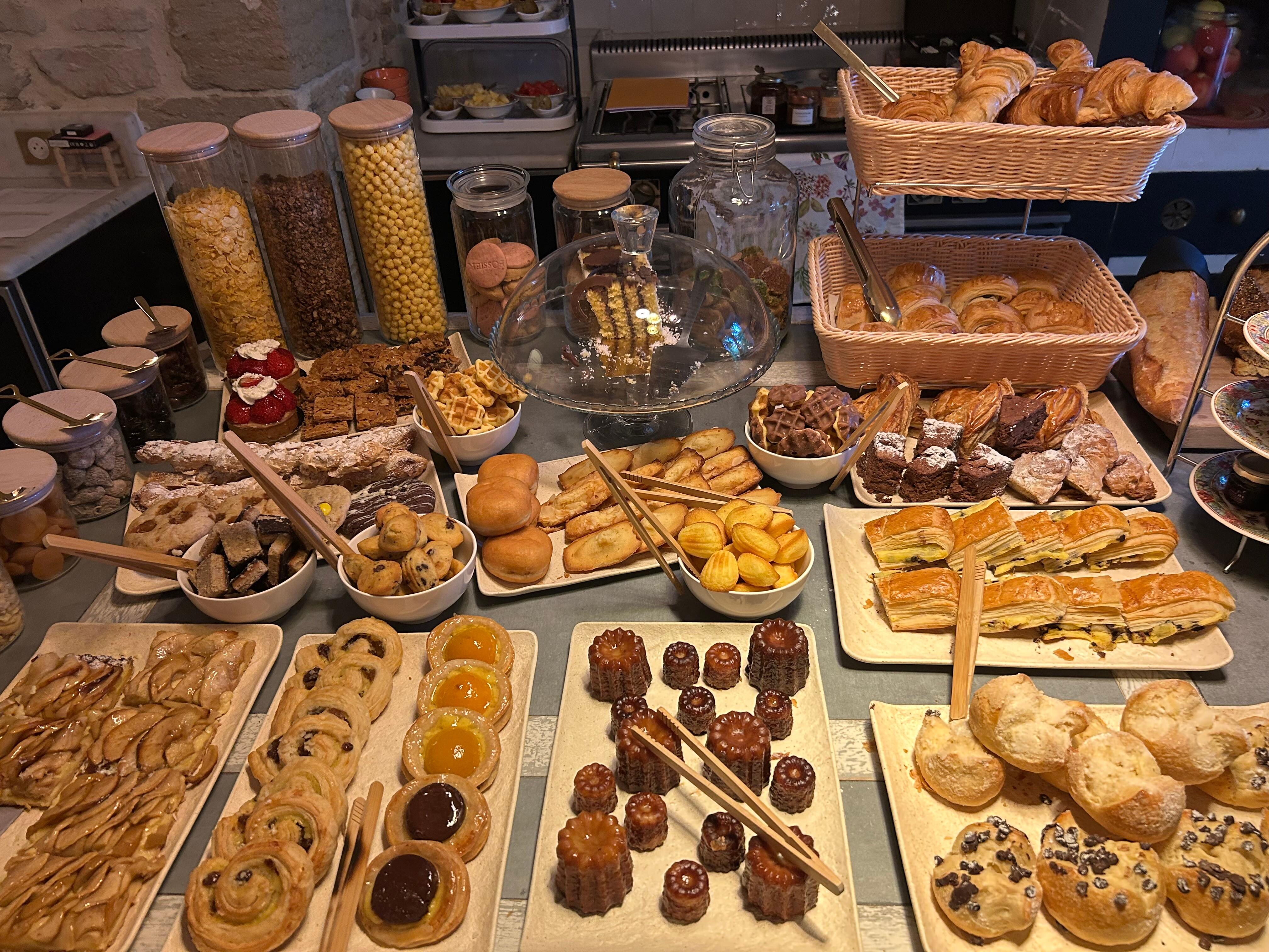 Breakfast 