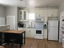 great kitchen space (& thanks for the stepladder!)