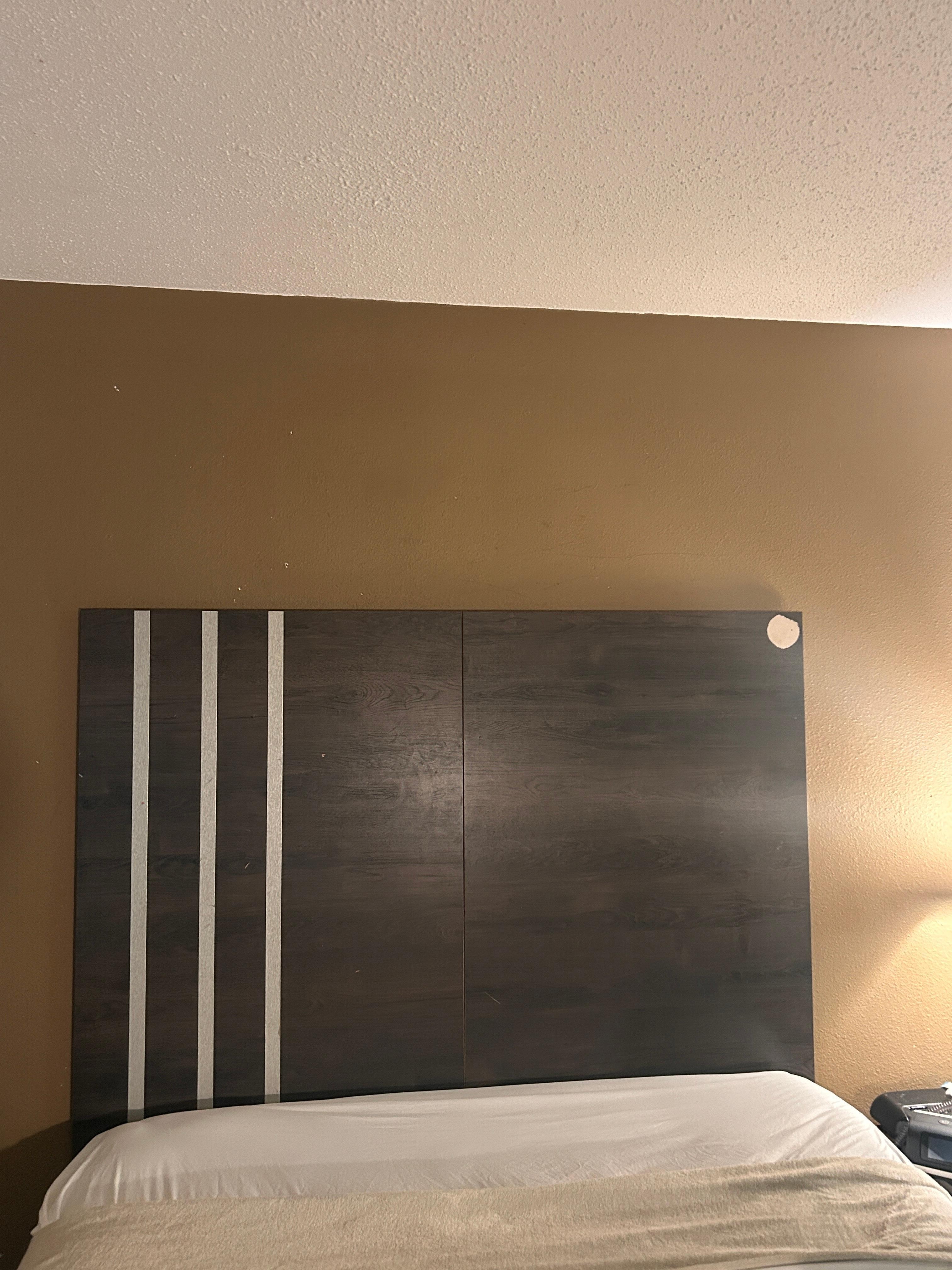 Damage that on the headboard 