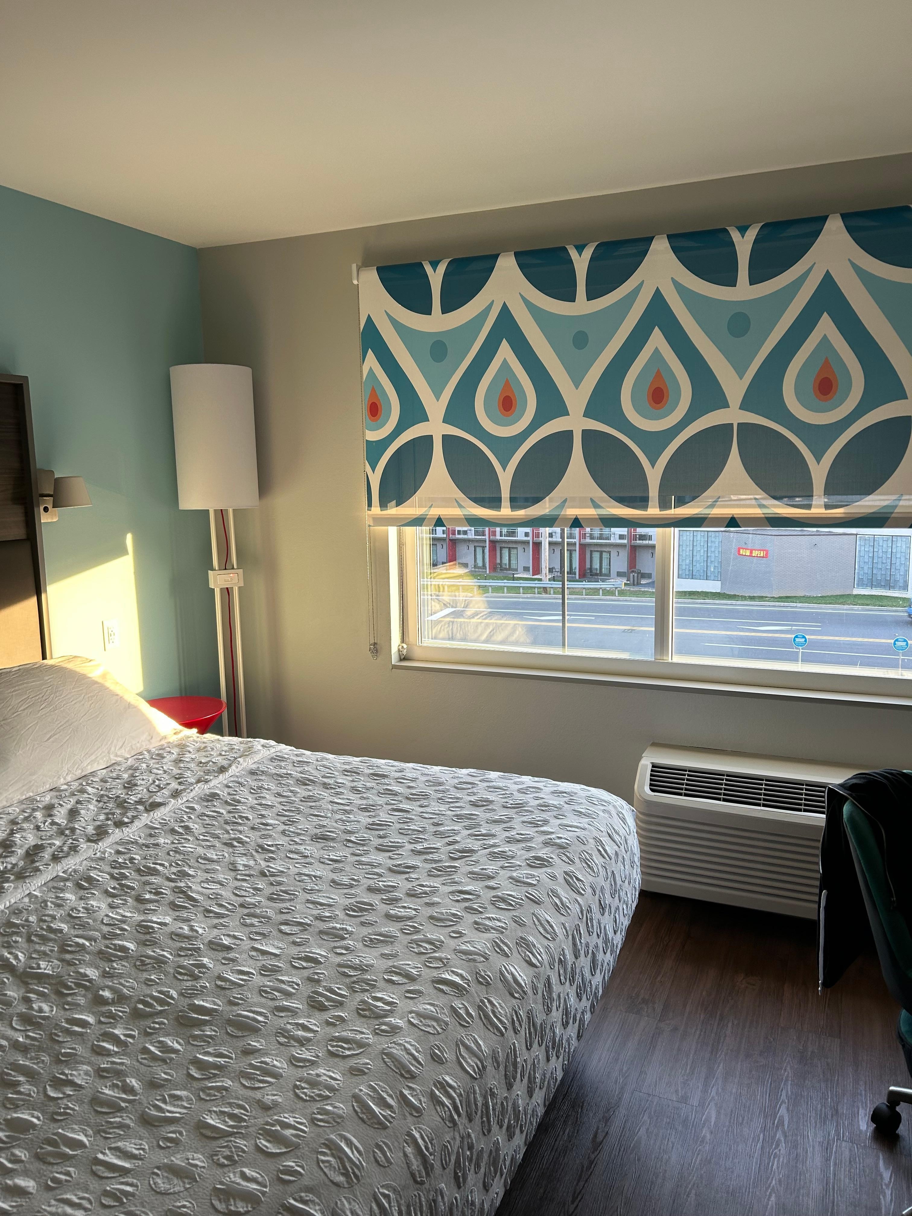 Bright and cheery room