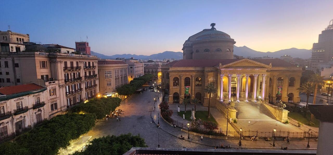 Teatro Massimo square, the heart of Palermo