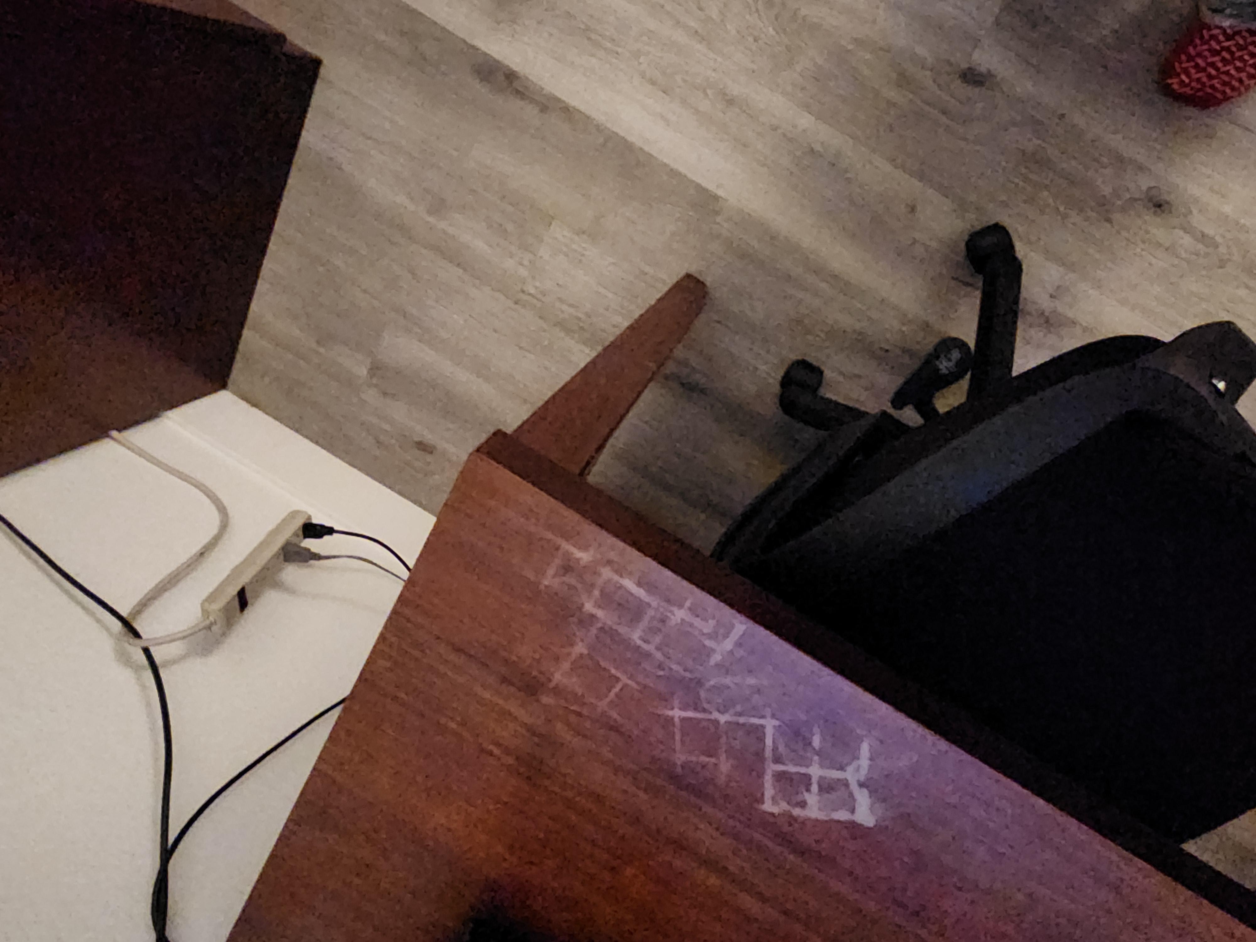 Wires, table.