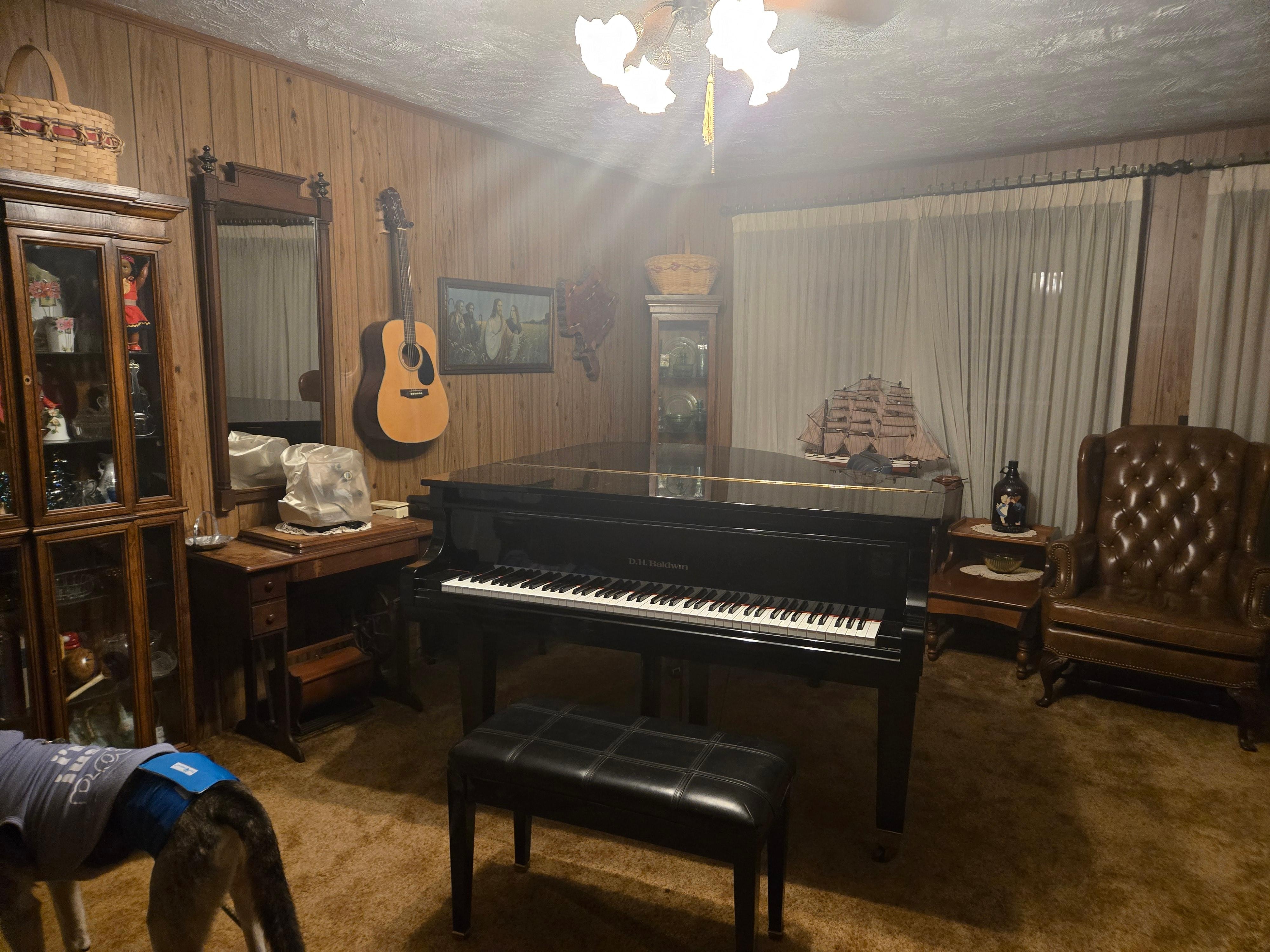 We enjoyed this quintessential mid century modern home, and the opportunity to play music together.