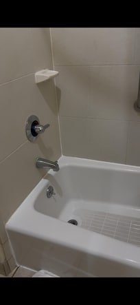 Bathtub