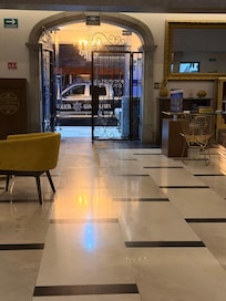 The Hotel is totally safe to stay I definitely will back!