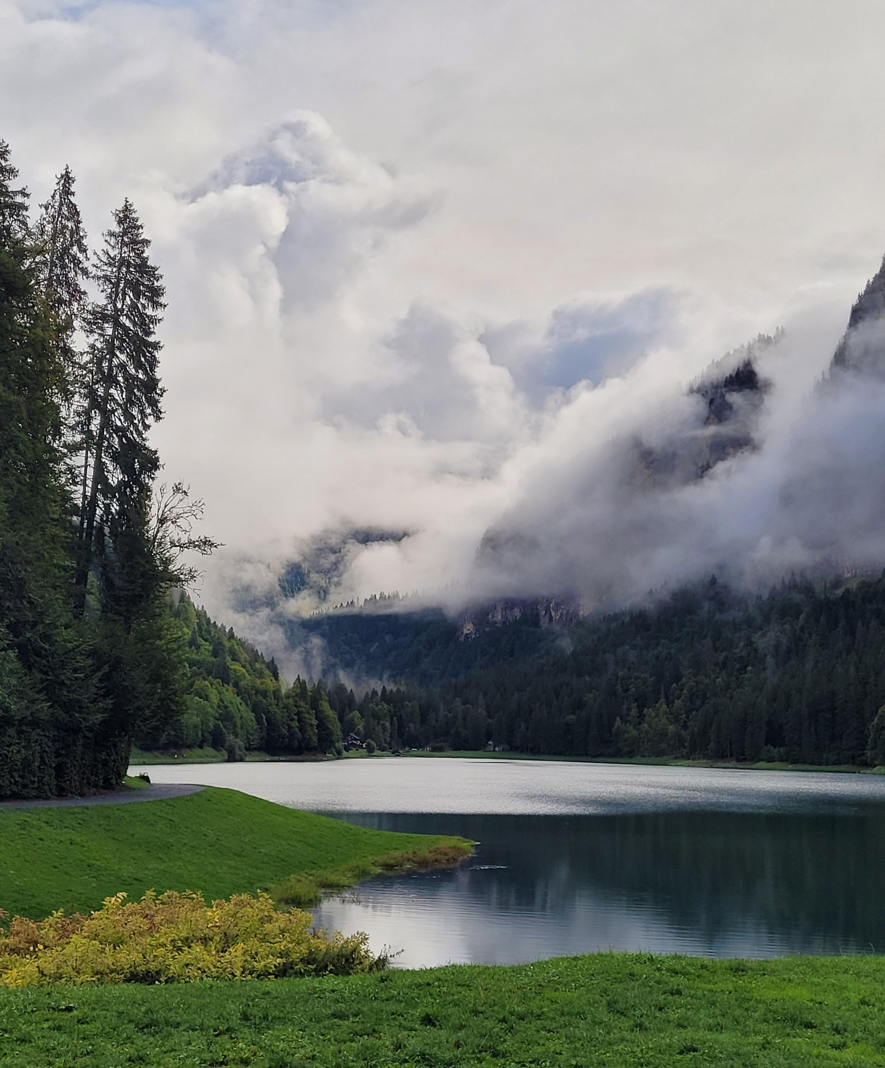 Early morning at Lake Montriand
