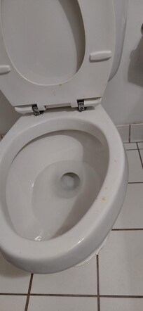 Everythink was so nasty they dont clean nothing no bed bathroom.. shower was very bad