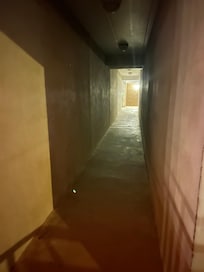 Breezeway to pool