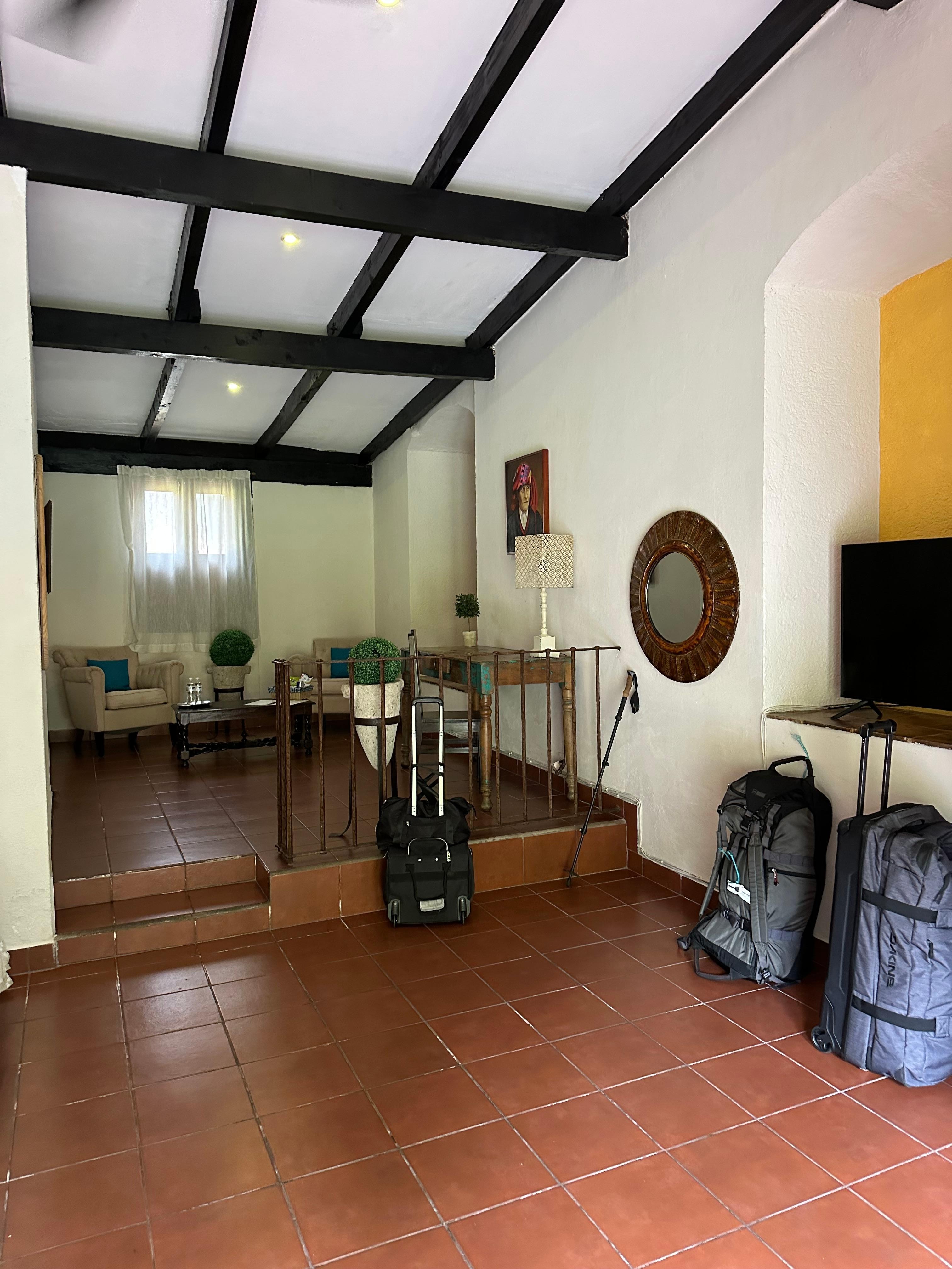 Sitting area: lots of room
