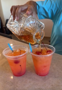 Complimentary drinks upon arrival.