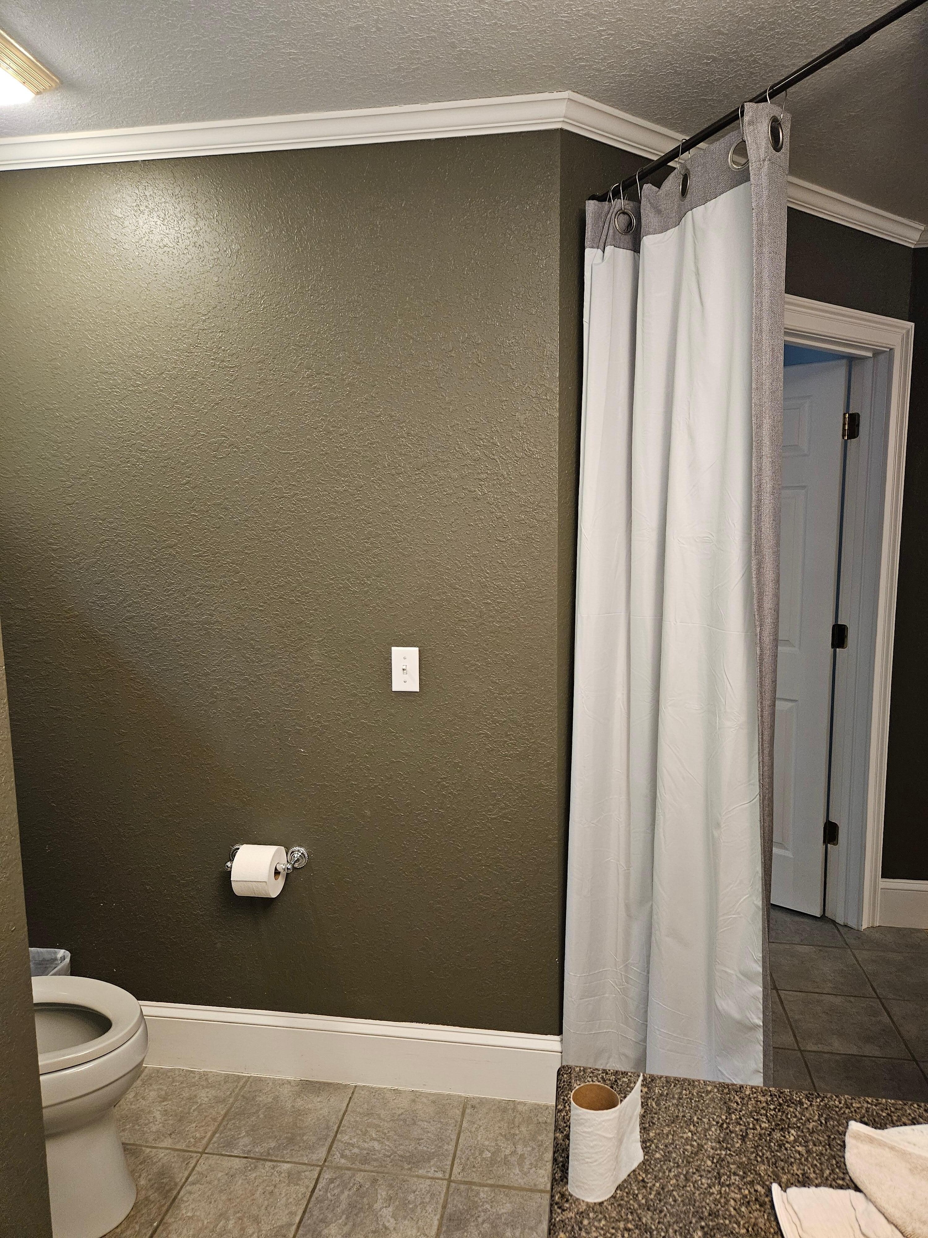 No bathroom door