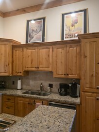The kitchen had everything imaginable to provide that extra added convenience when eating in. The Victor Market is nearby for convenient grocery shopping for quality meats, and other essential items.