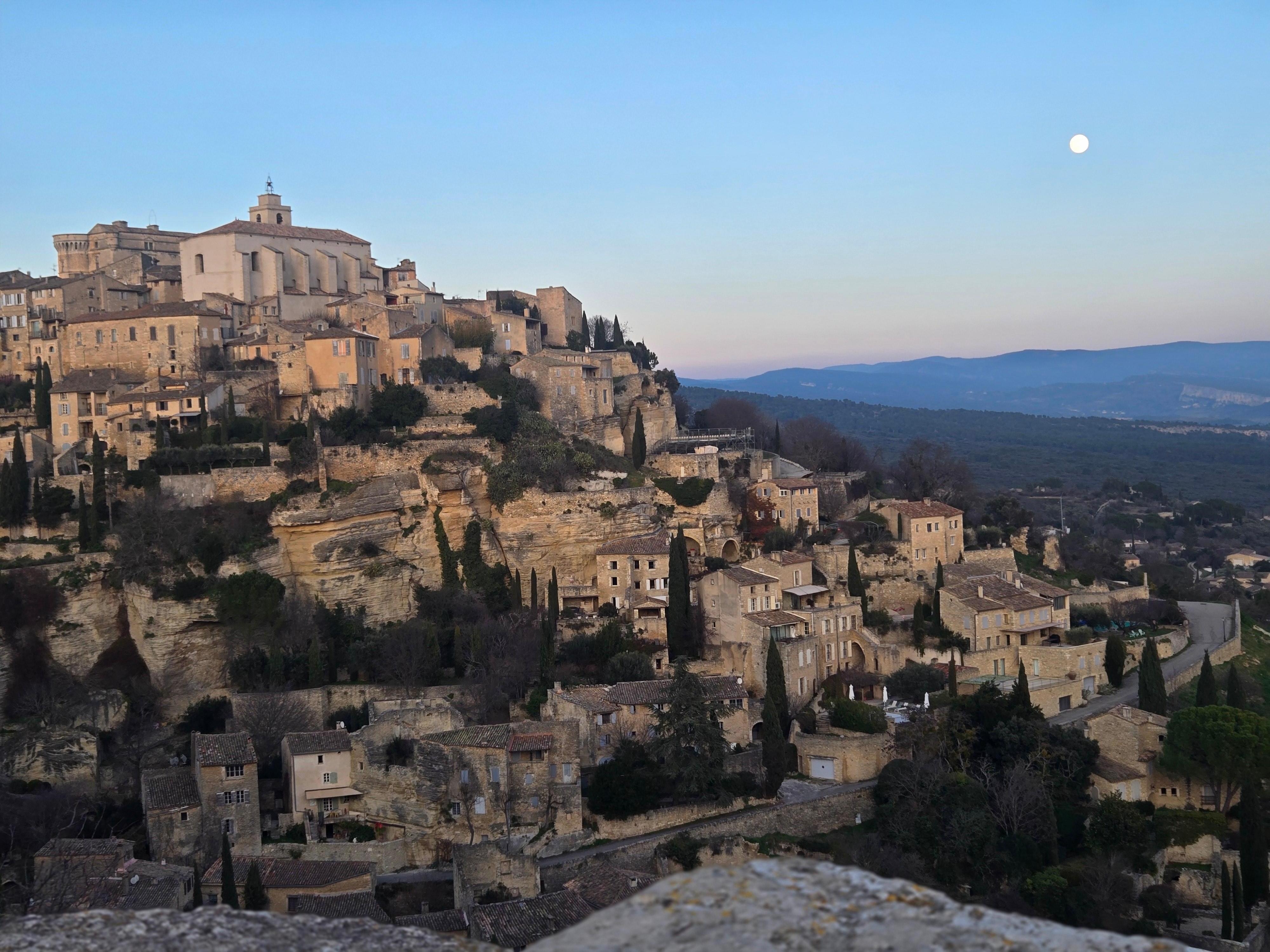 Full Moon Gordes