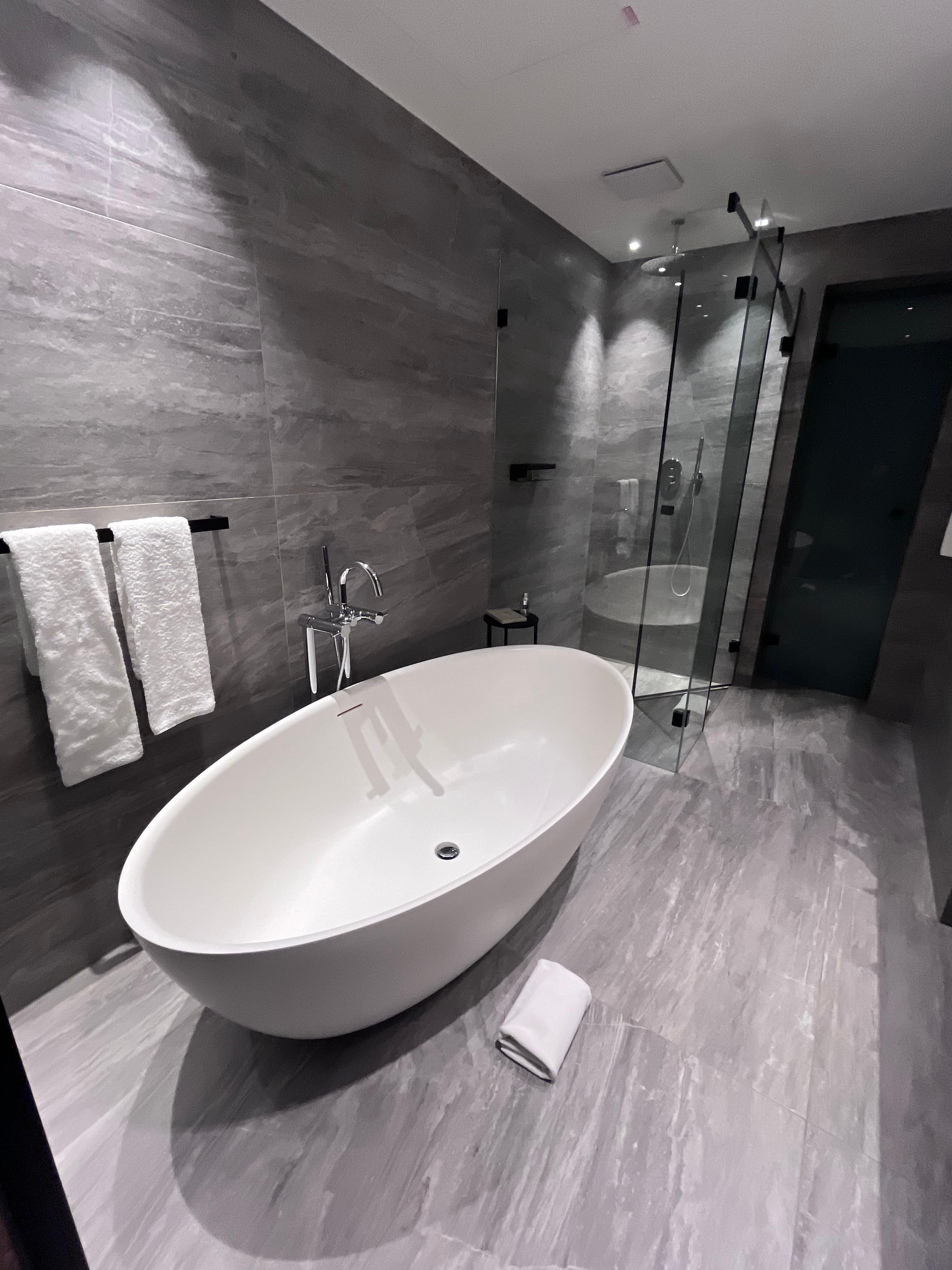 This tub was heavenly! 