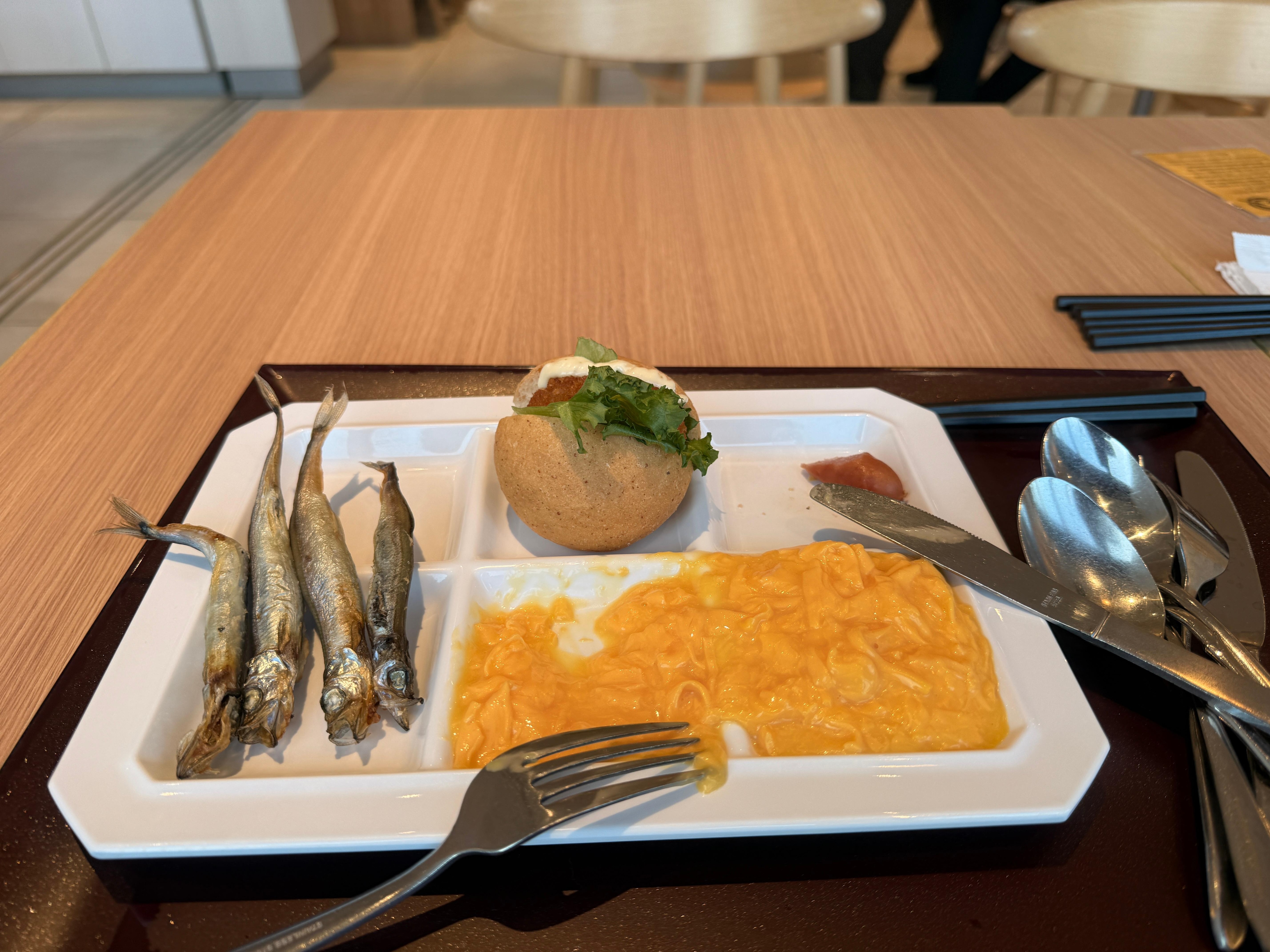 早餐不太豐盛，但仍可以