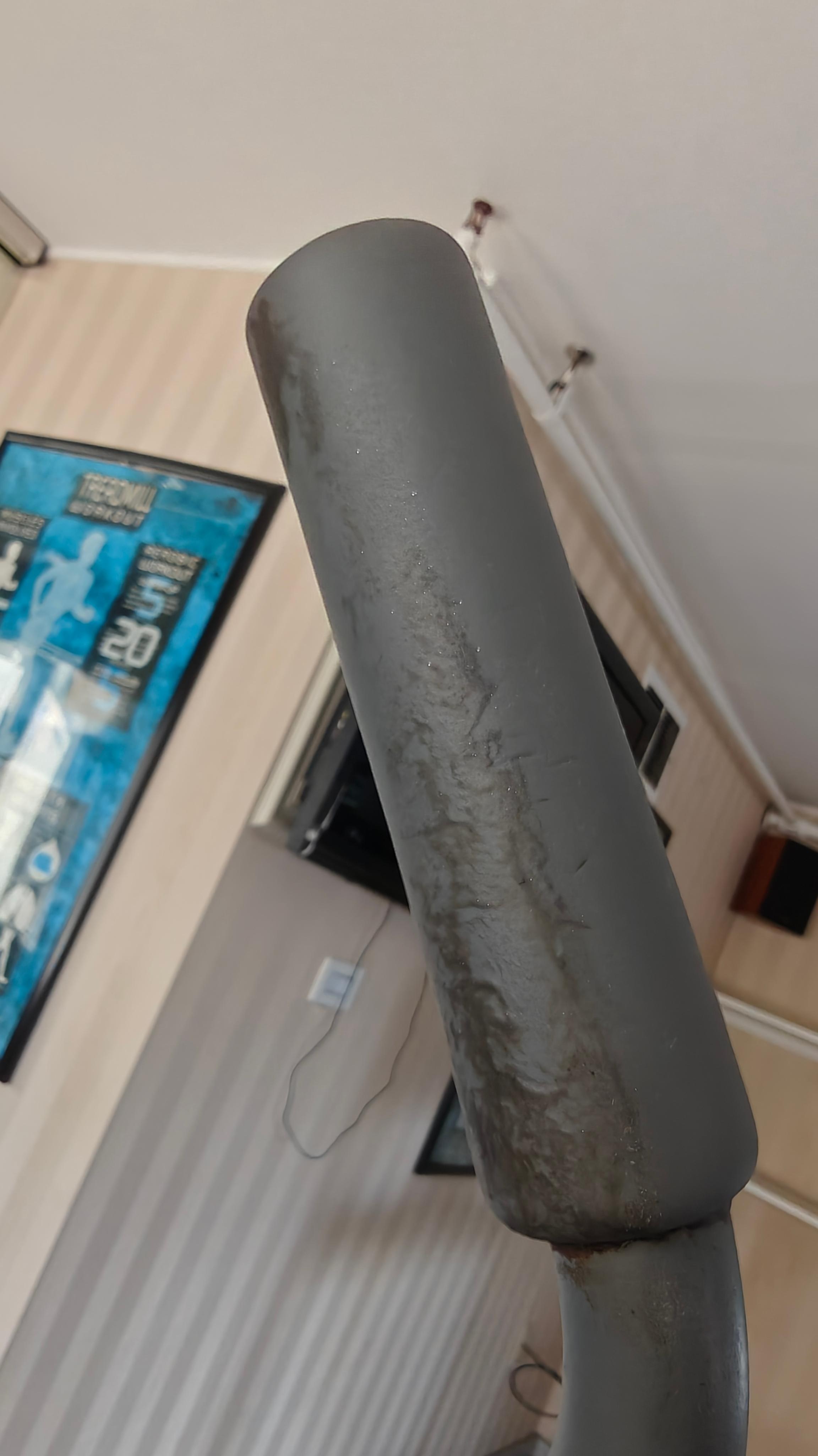 Handles on equipment 