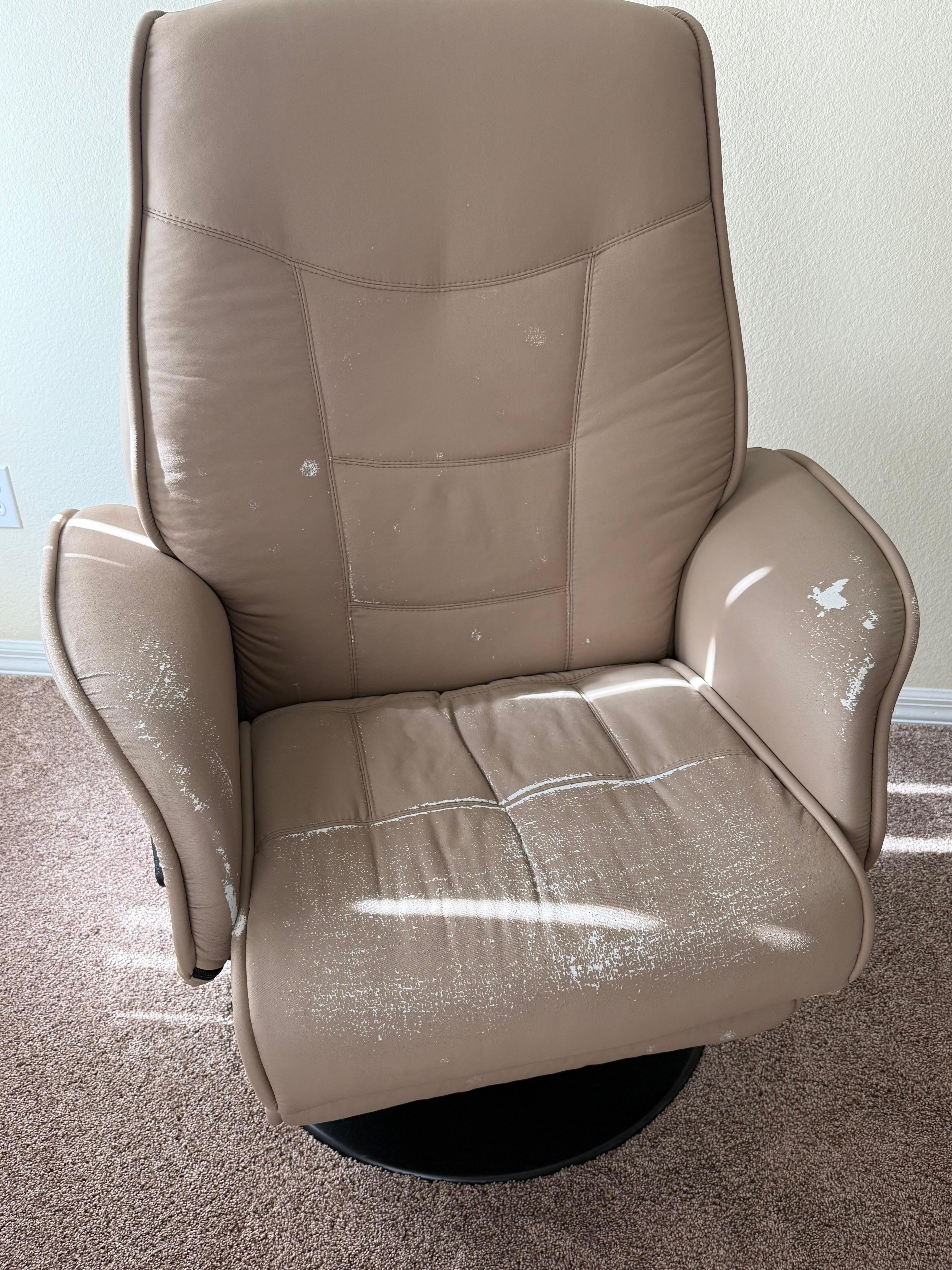 Chair in Master Bedroom looked broken and material is all peeling off. 