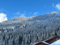Vue de lâappartement.