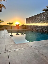 Suite with private pool