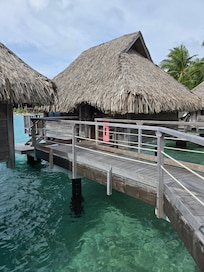 Service was top notch! I OWB was amazing!