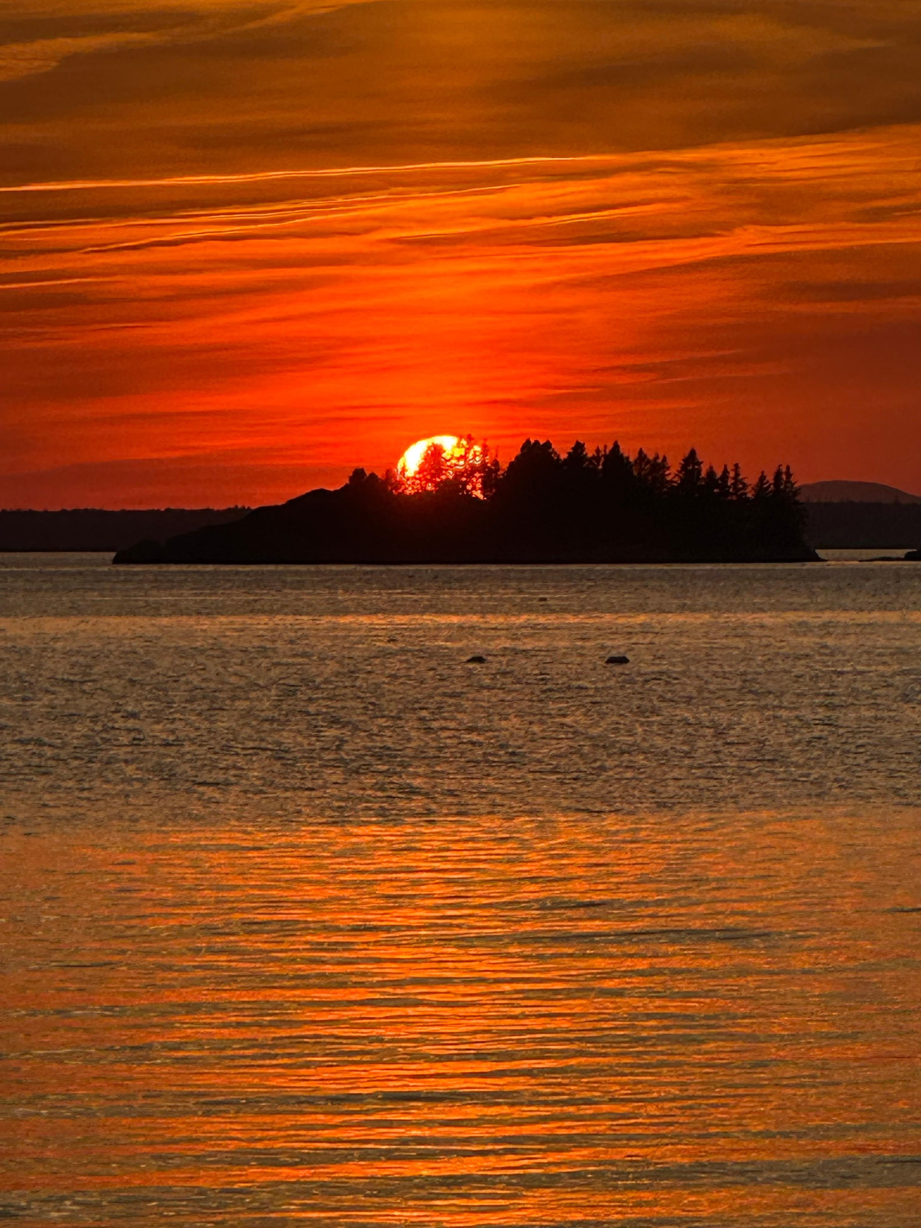 Sand beach only 15 min drive away.