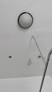 Ceiling in the bathroom