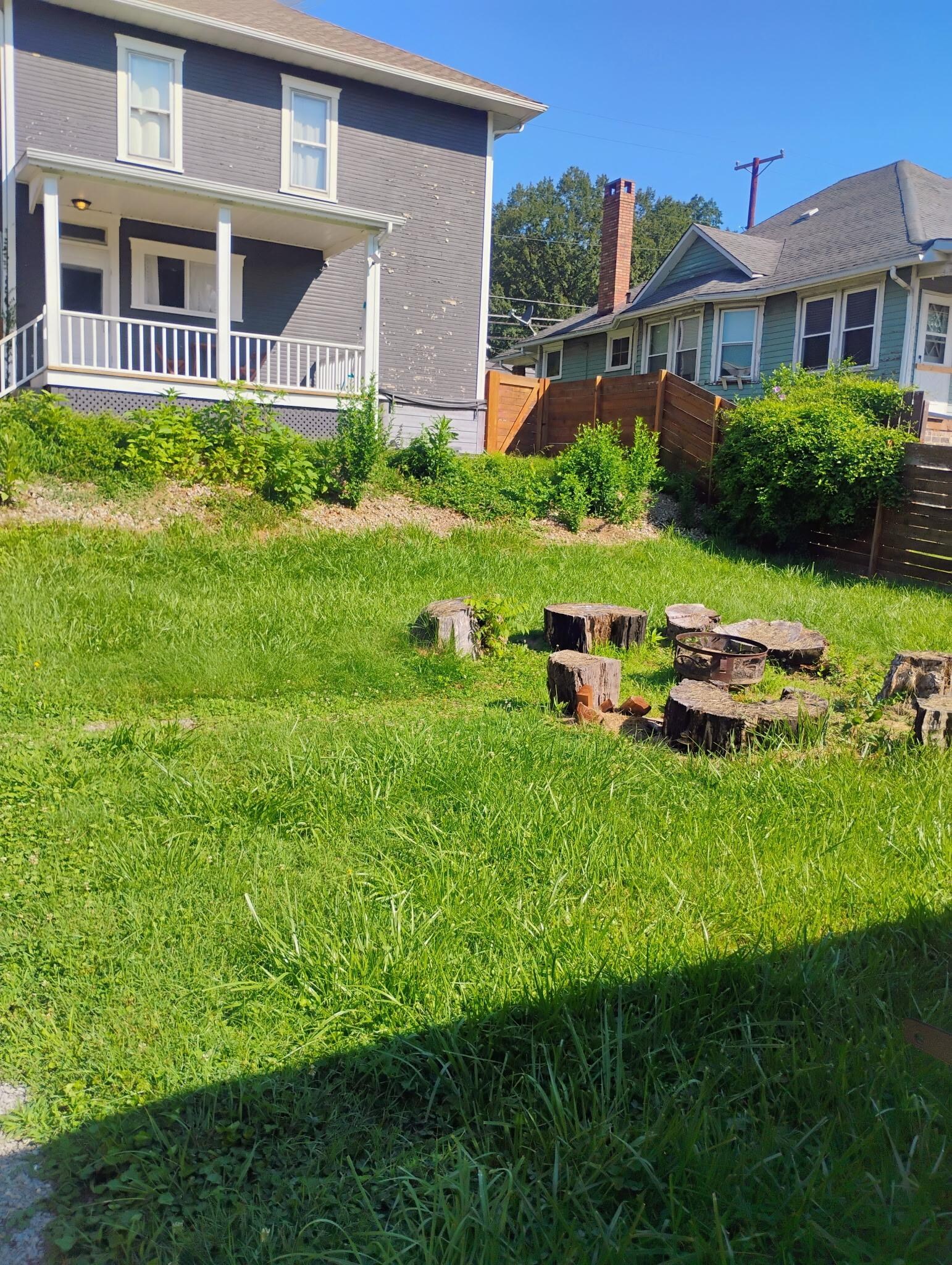 Full view...needs mowed 