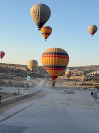 Hot air balloon excursion