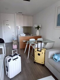 リビングも広め