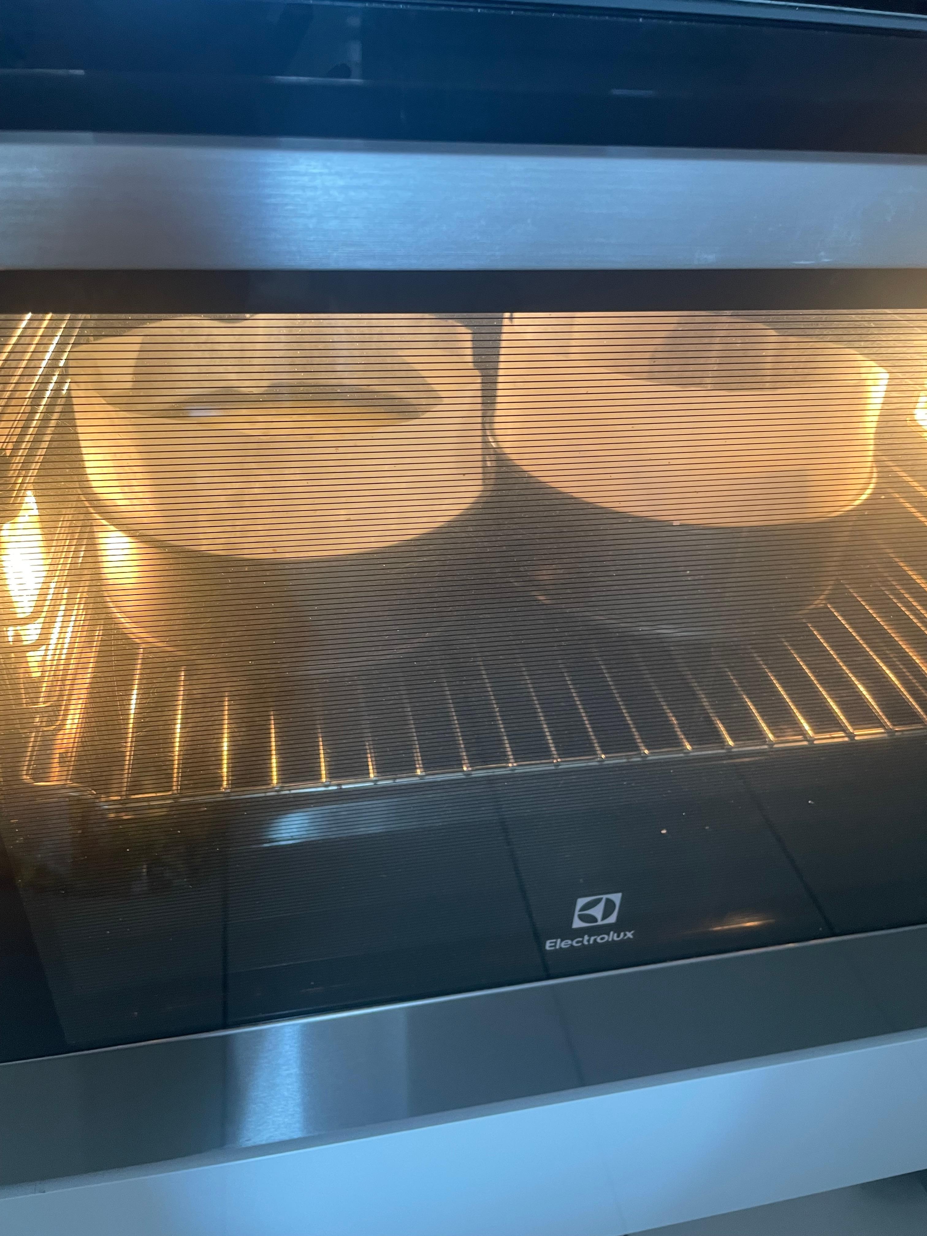 Accurate working oven. 