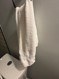 One hand towel.