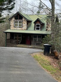 Endless Views Cabin.