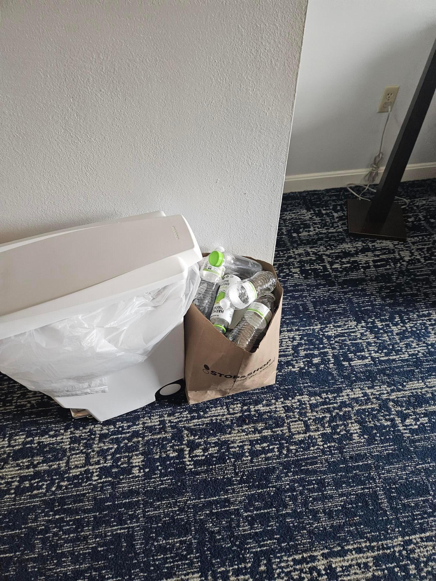 2nd floor room not cleaned when we arrived. Unfortunately, even though we checked in at 4pm and cleaning was ordered for our unit the hotel did not communicate with the staff to have it ready for our 7/8 arrival.