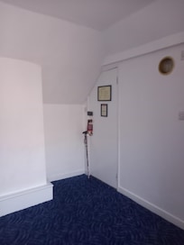 Duck your head when entering and leaving. Am only 5ft.1in tall/short.
I could quite easily knock my head. Bare that in mind.