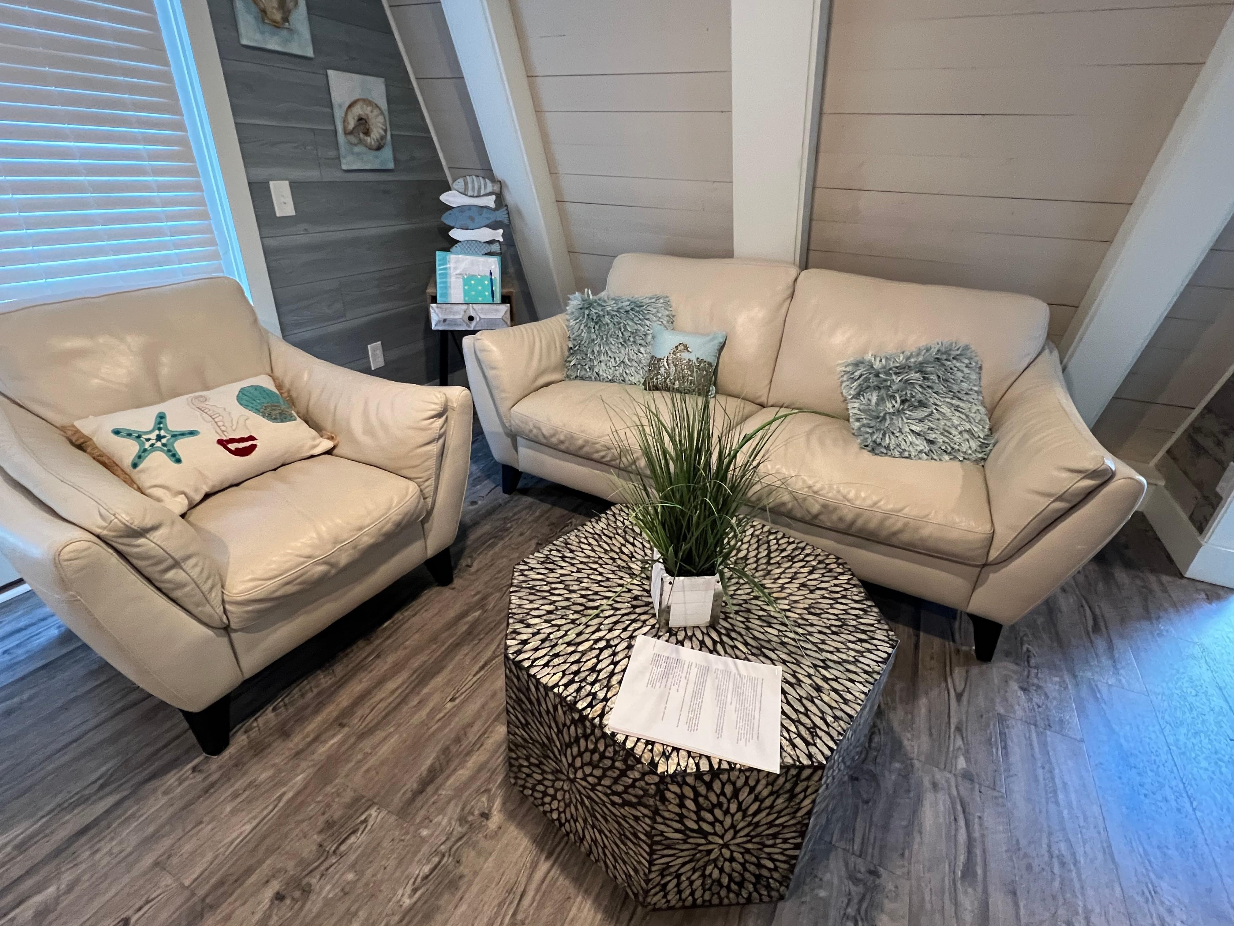 Living room.  Every room has a tv and excellent Wi-Fi connections. 