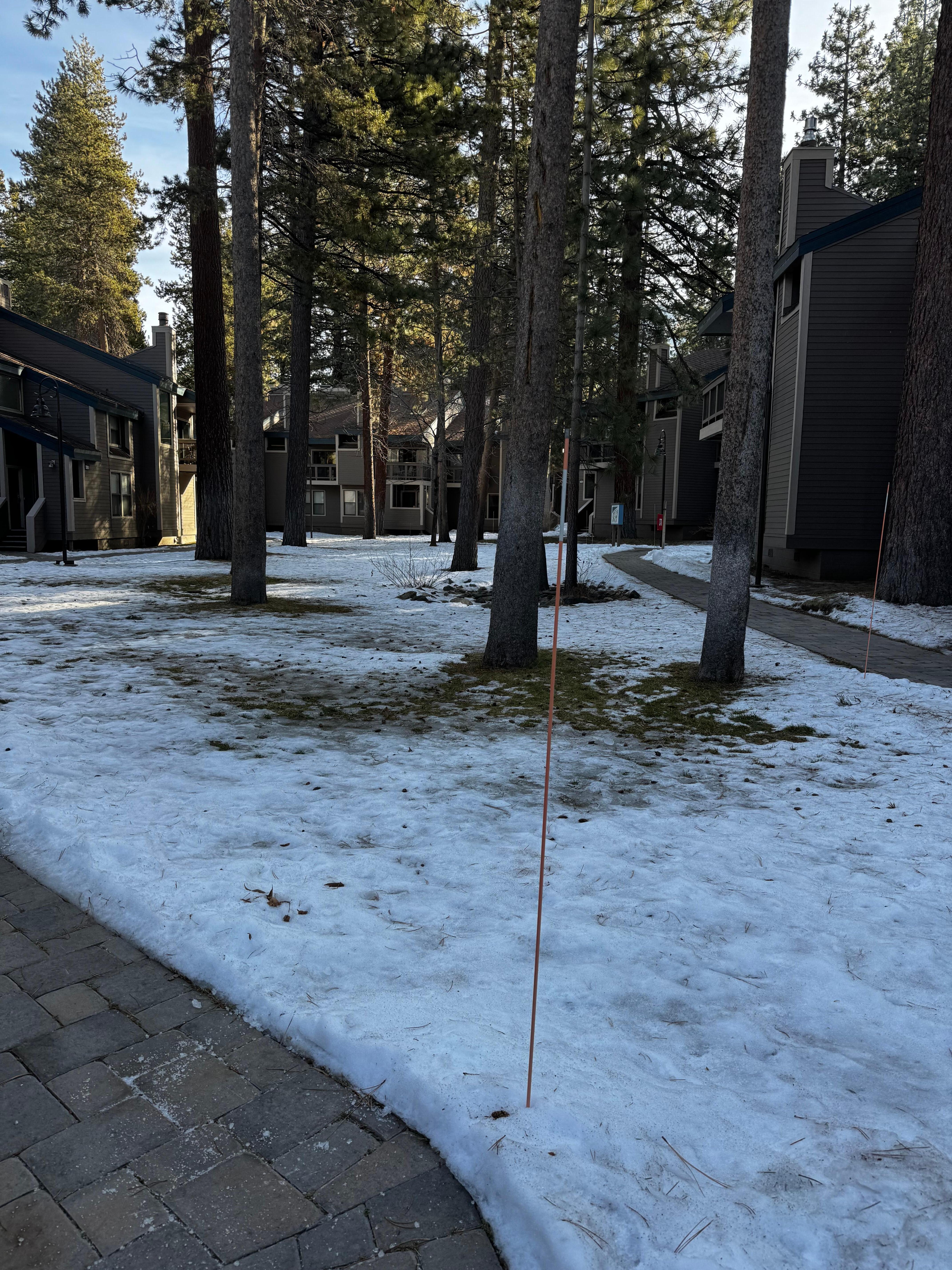 Complex with nice pathways 