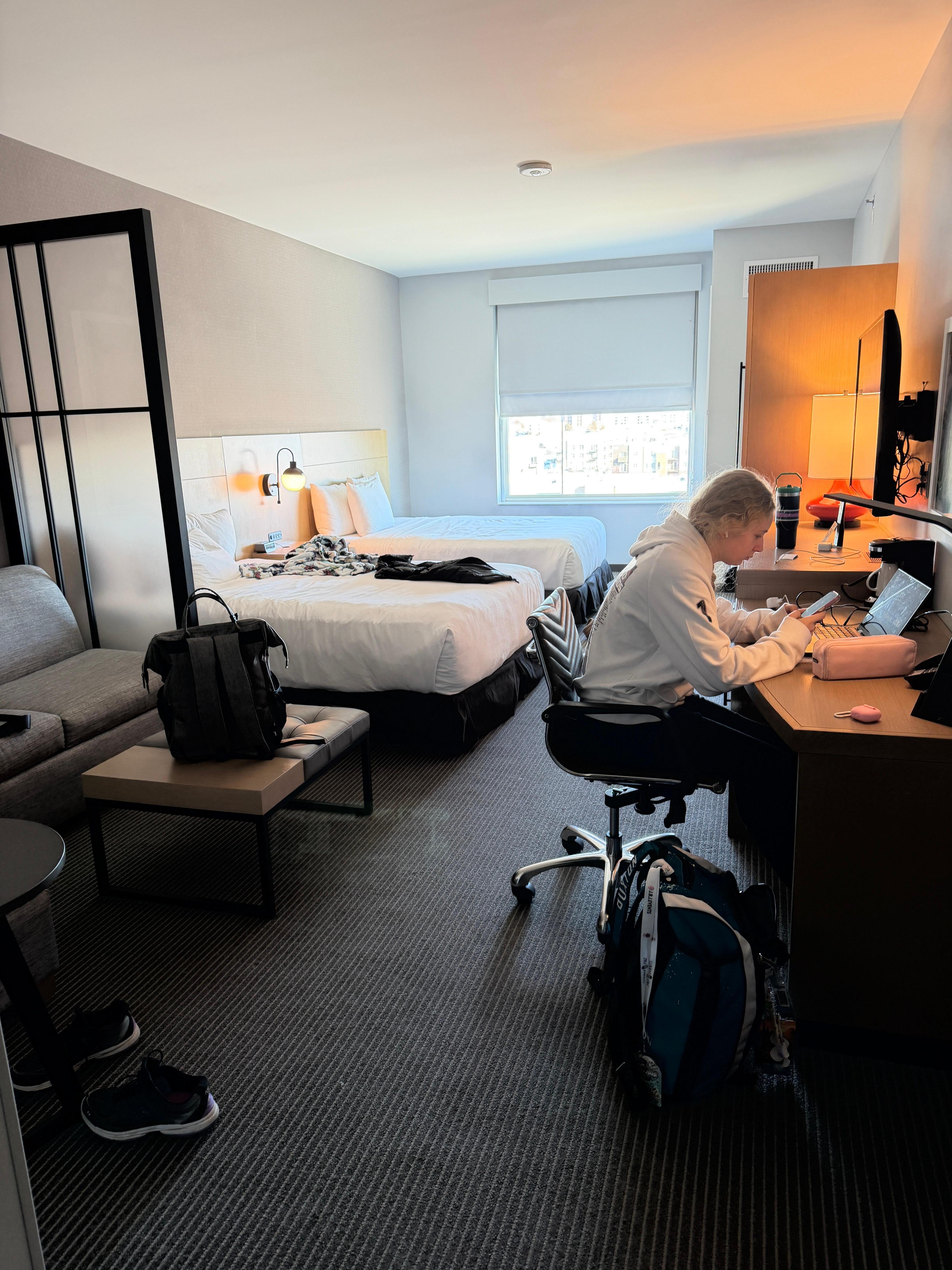 A lovely break, including homework, at the hotel during our 15-hour stay. 