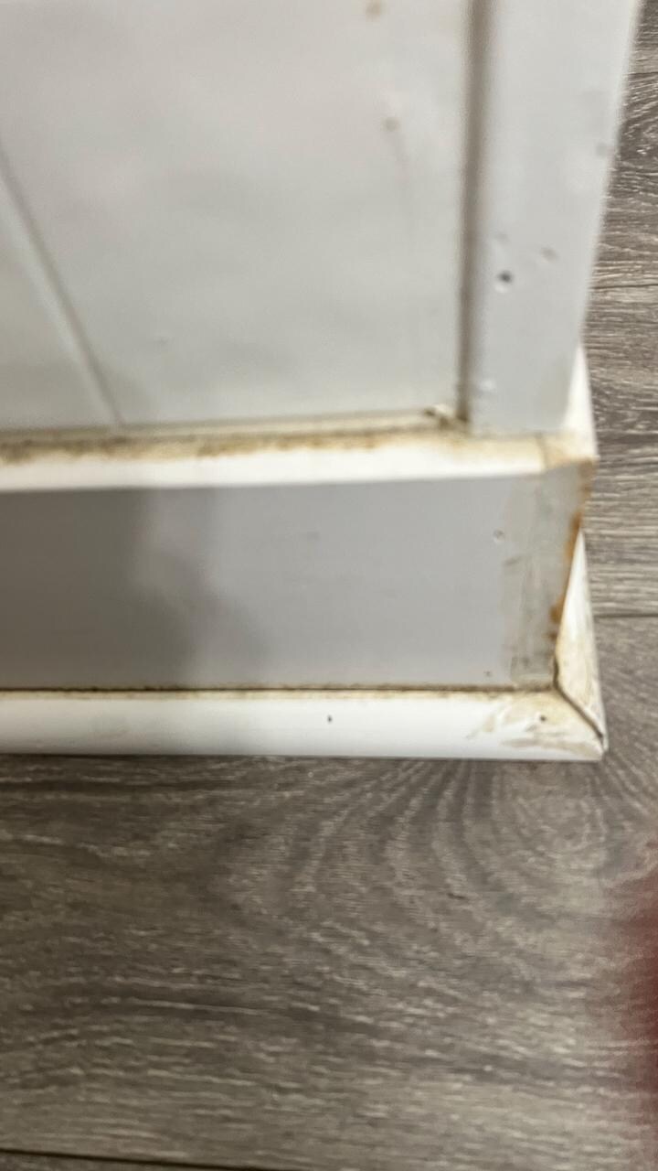 Dirty bathroom baseboards