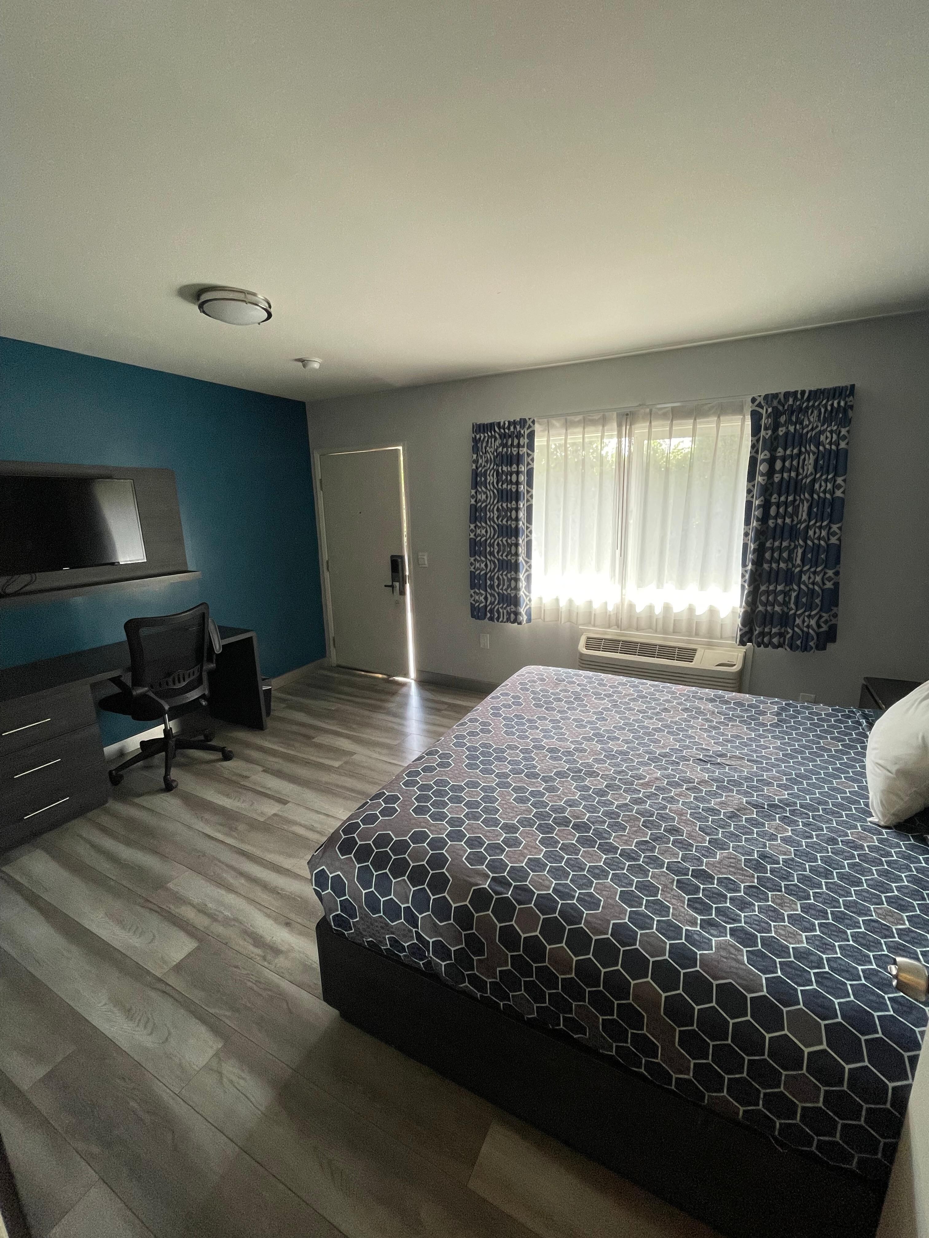 Nice comfy unit.
